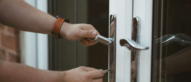 24 hour key locksmith Airdrie